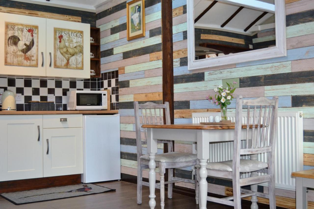 Arrowwood Self Catering Villa Кингтън Екстериор снимка